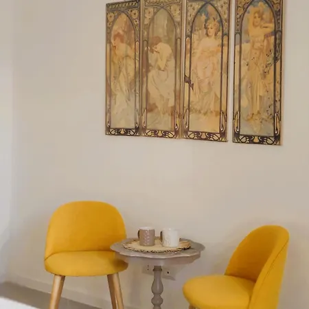 Palazzo Fragasso Apartment